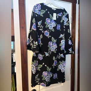 Woman’s Dress Size XL